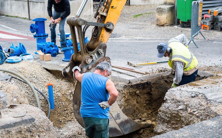 comment déboucher un évier Saint-Maurice